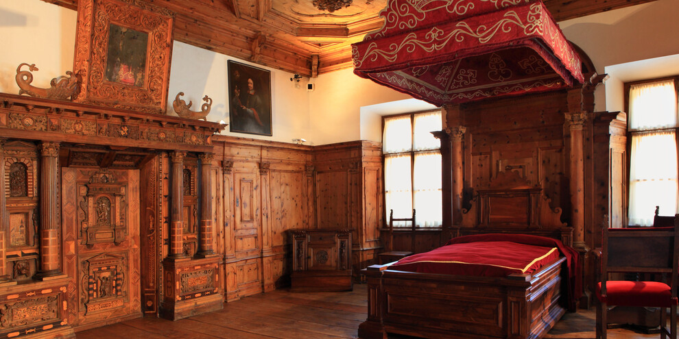 Innerhalb der Schlossmauern des Castel Thun