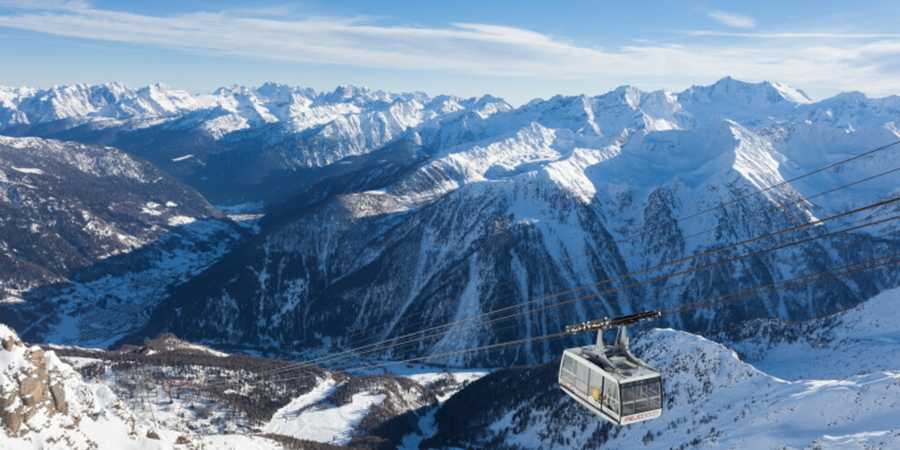 All information on the Ski Resort Pejo with trail map, webcams and snow report