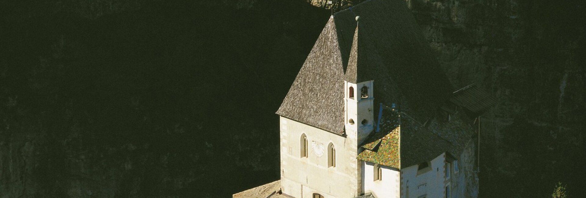  Santuario di San Romedio 