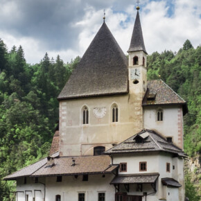  Santuario di San Romedio 