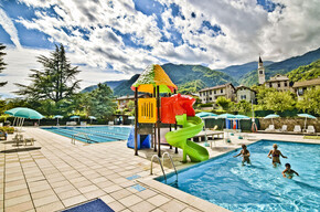 Roncegno – Freibad  Parco alle Terme | © photo apiudesign