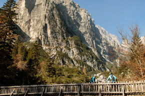 Brücke entlang der Strecke | © APT Dolomiti di Brenta e Paganella