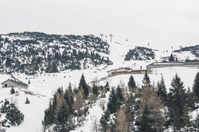 Panorama mit Blick zum Passo Sant'Antonio | © APT Dolomiti di Brenta e Paganella