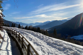 Flat walk on the snow at Lez di Rumo Val di Non Trentino | © APT Val di Non 