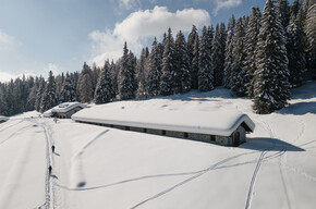 Snow-covered Malga di Dimaro in Folgarida | © APT Valli di Sole, Peio e Rabbi