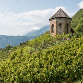 Palù di Giovo - Chiesa di San Giorgio sulla Strada della Rosa | © APT Trento 
