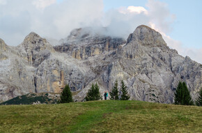 The terrace on the Brenta at Malga Movlina | © Madonna di Campiglio Azienda per il Turismo 