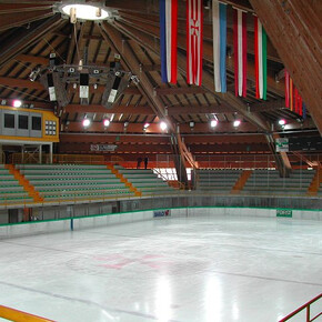 Palaghiaccio Cavalese