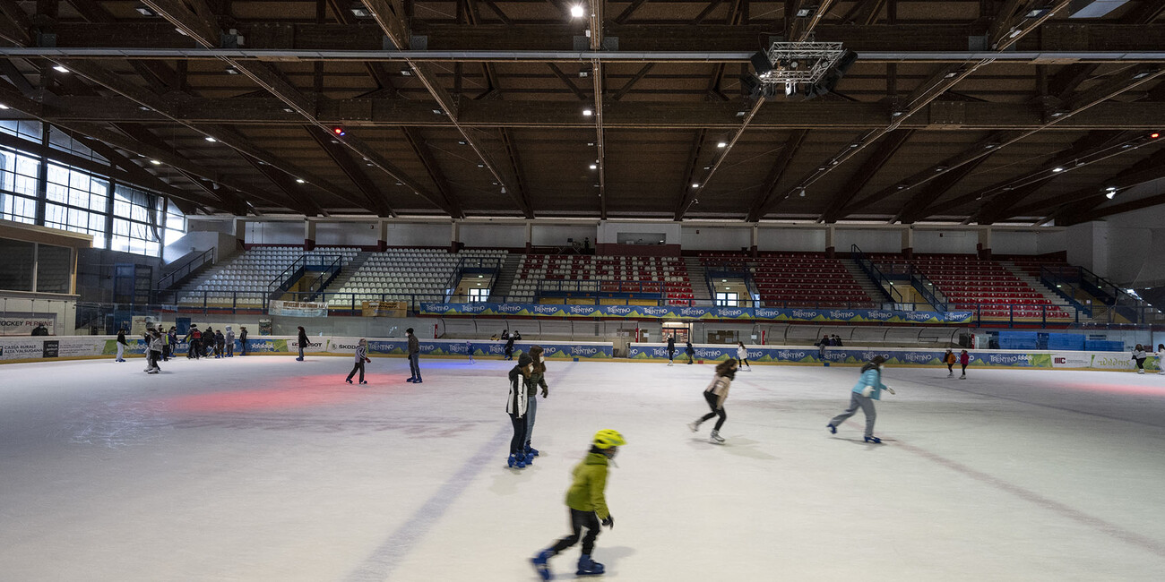 Stadio del Ghiaccio Pergine #1