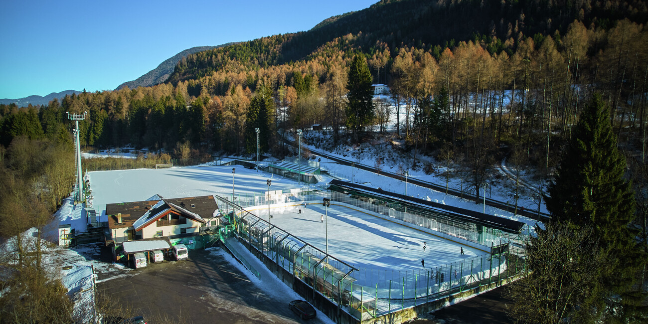 Stadio del ghiaccio Malè #3
