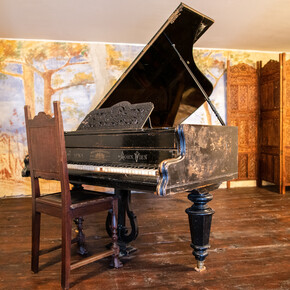 Valsugana - Roncegno - Museo degli Strumenti Musicali Popolari