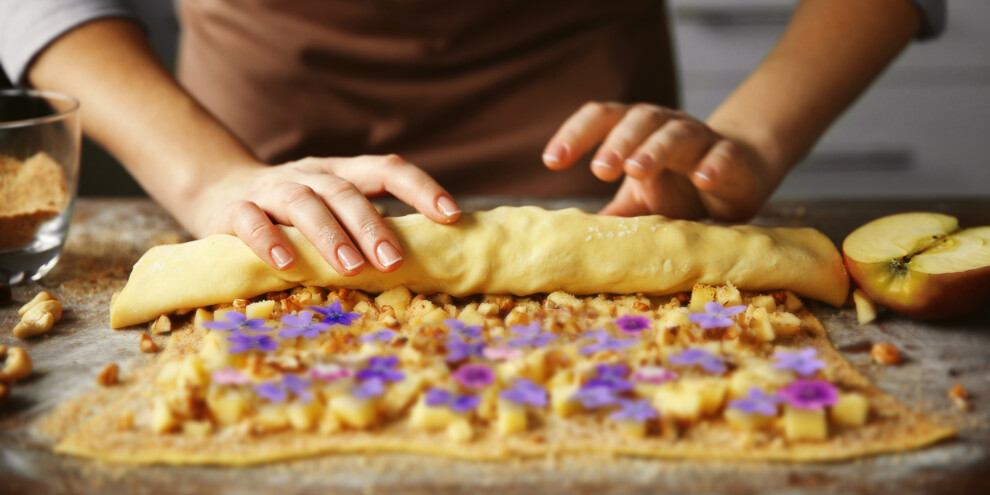 Strudel di mele ai fiori di montagna