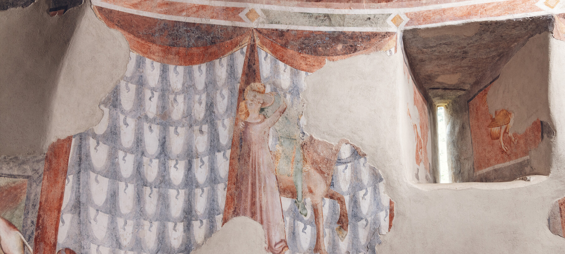 At the Avio Castle, in Vallagarina, amidst love and war stories