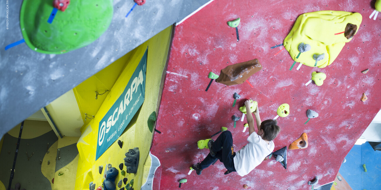 CAMPFOUR BOULDER - Pietramurata #8