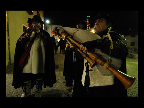 Krippenfest "El Paes dei Presepi"