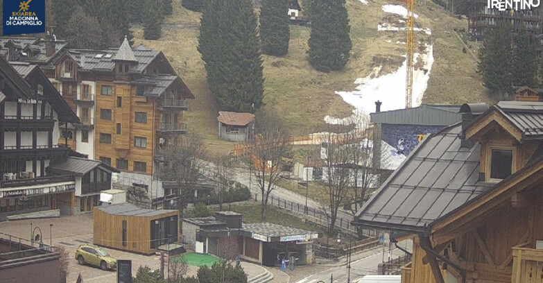 Webcam Madonna di Campiglio (Skiarea Campiglio Dolomiti di Brenta - Val di Sole Val Rendena) - Madonna di Campiglio