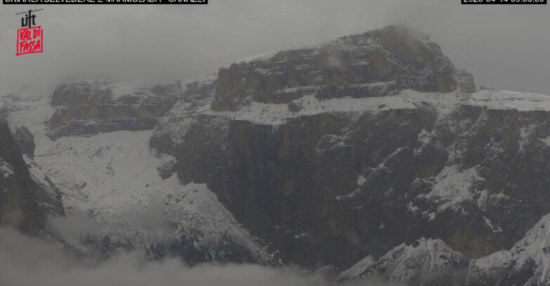 Webcam Campitello-Mazzin-Col Rodella - Canazei - Marmolada