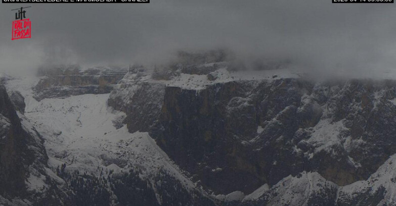 Webcam Campitello-Mazzin-Col Rodella - Canazei - Marmolada