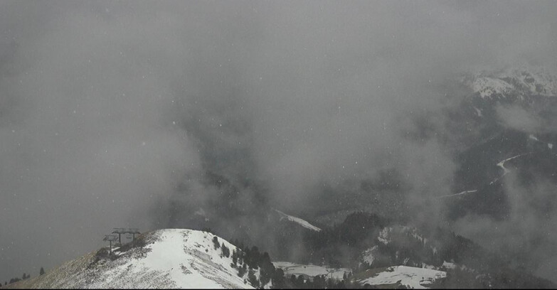 Webcam Pozza di Fassa-Aloch-Buffaure  - Cabinovia Buffaure - Stazione a Monte