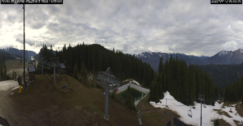 Webcam Lavarone - Chair lift Laghetto 