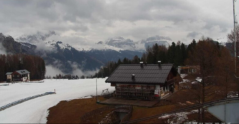 Webcam Vigo di Fassa-Pera-Ciampedie - Vigo - verso Sassolungo e Pordoi