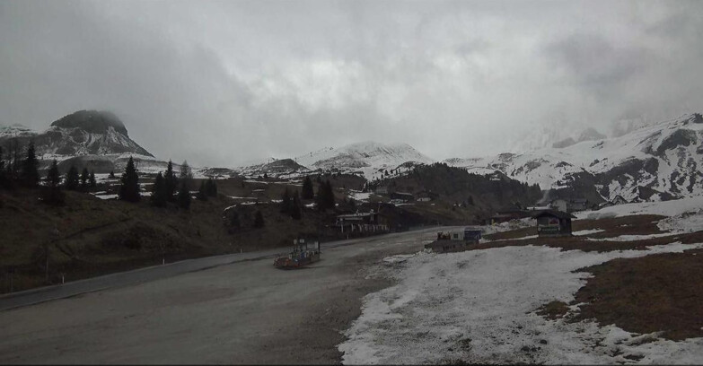 Webcam San Martino di Castrozza - Passo Rolle - Passo Rolle - Castellazzo
