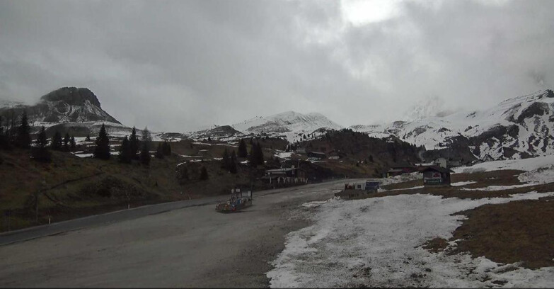 Webcam San Martino di Castrozza - Passo Rolle - Passo Rolle - Castellazzo