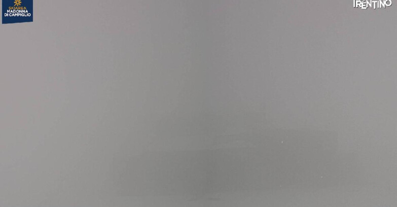 Webcam Madonna di Campiglio (Skiarea Campiglio Dolomiti di Brenta - Val di Sole Val Rendena) - Chalet Spinale