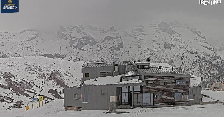 Webcam Madonna di Campiglio (Skiarea Campiglio Dolomiti di Brenta - Val di Sole Val Rendena) - Chalet Spinale