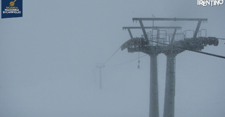 Webcam Madonna di Campiglio - From Grostè 