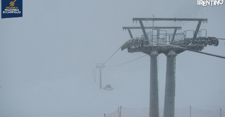 Webcam Madonna di Campiglio - From Grostè 