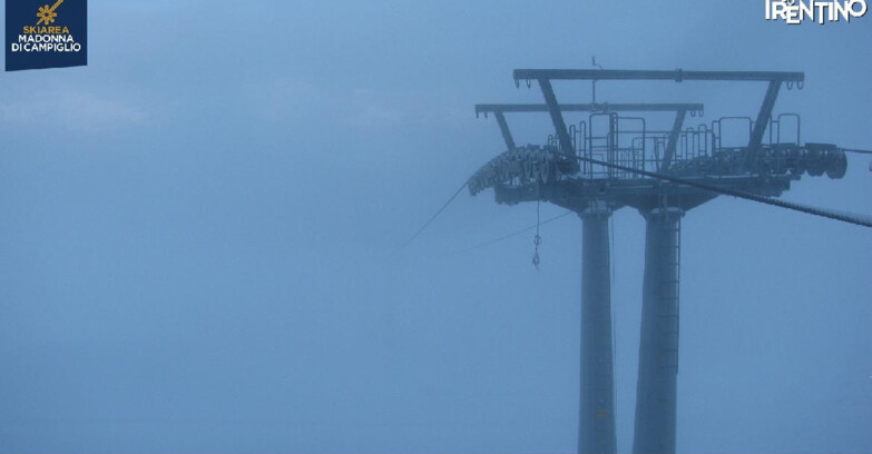 Webcam Madonna di Campiglio (Skiarea Campiglio Dolomiti di Brenta - Val di Sole Val Rendena) - From Grostè 